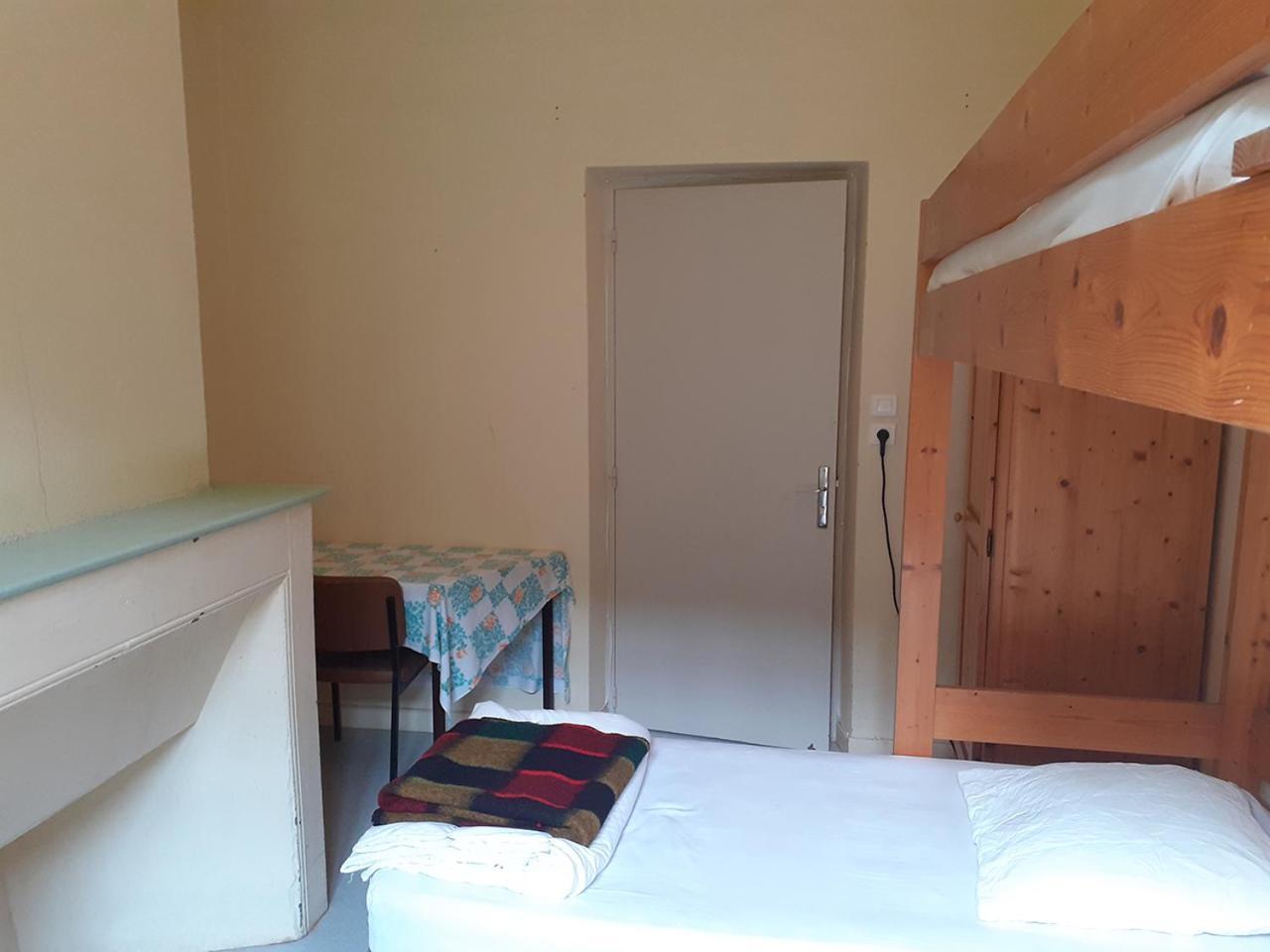 Hotel Le Moulin De Saleth Saint-Antonin Habitación foto