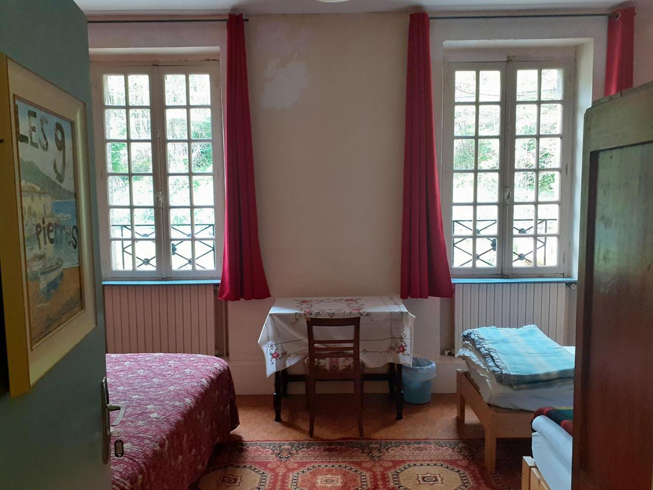 Hotel Le Moulin De Saleth Saint-Antonin Habitación foto